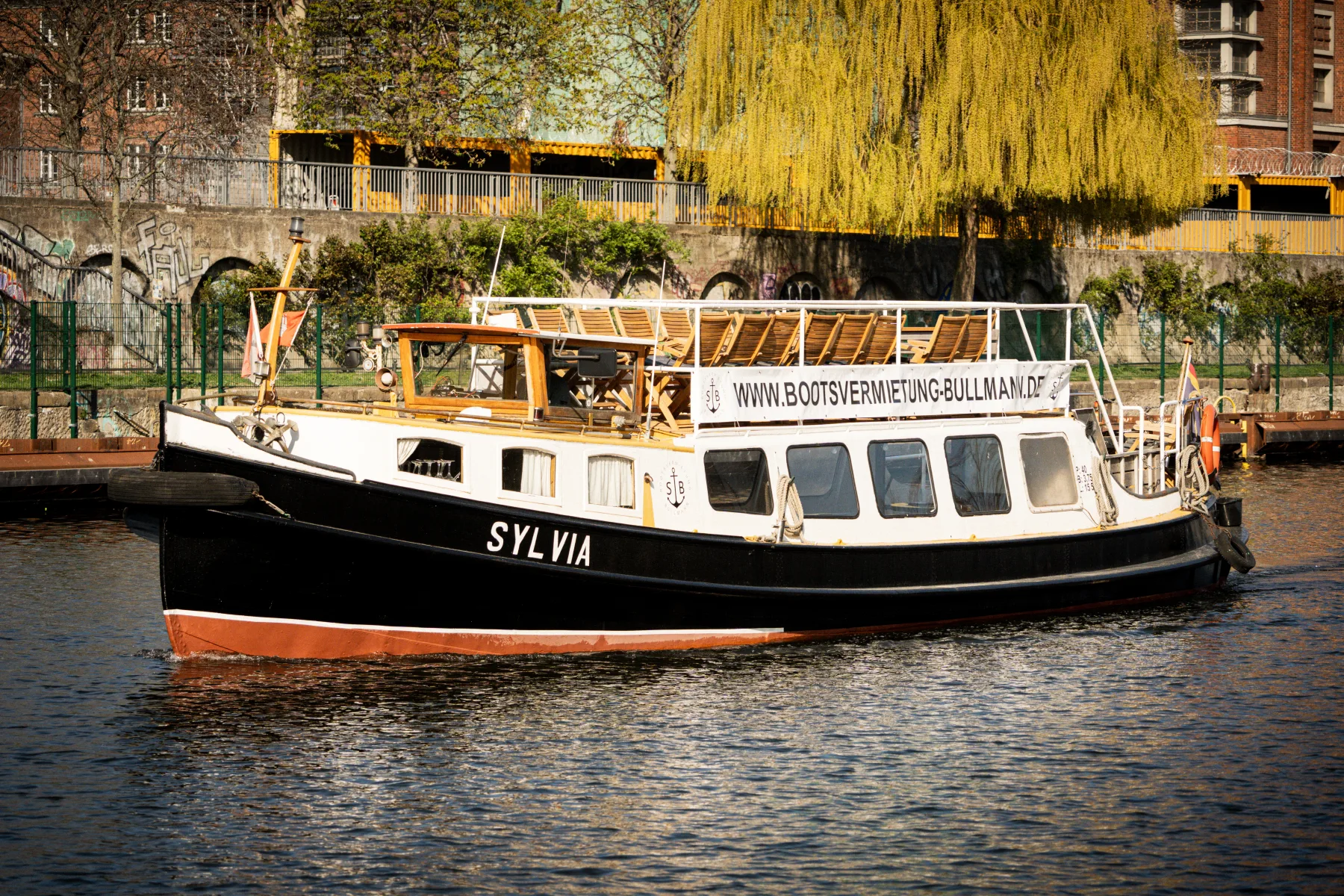 MS Sylvia – Eventschiff in Berlin